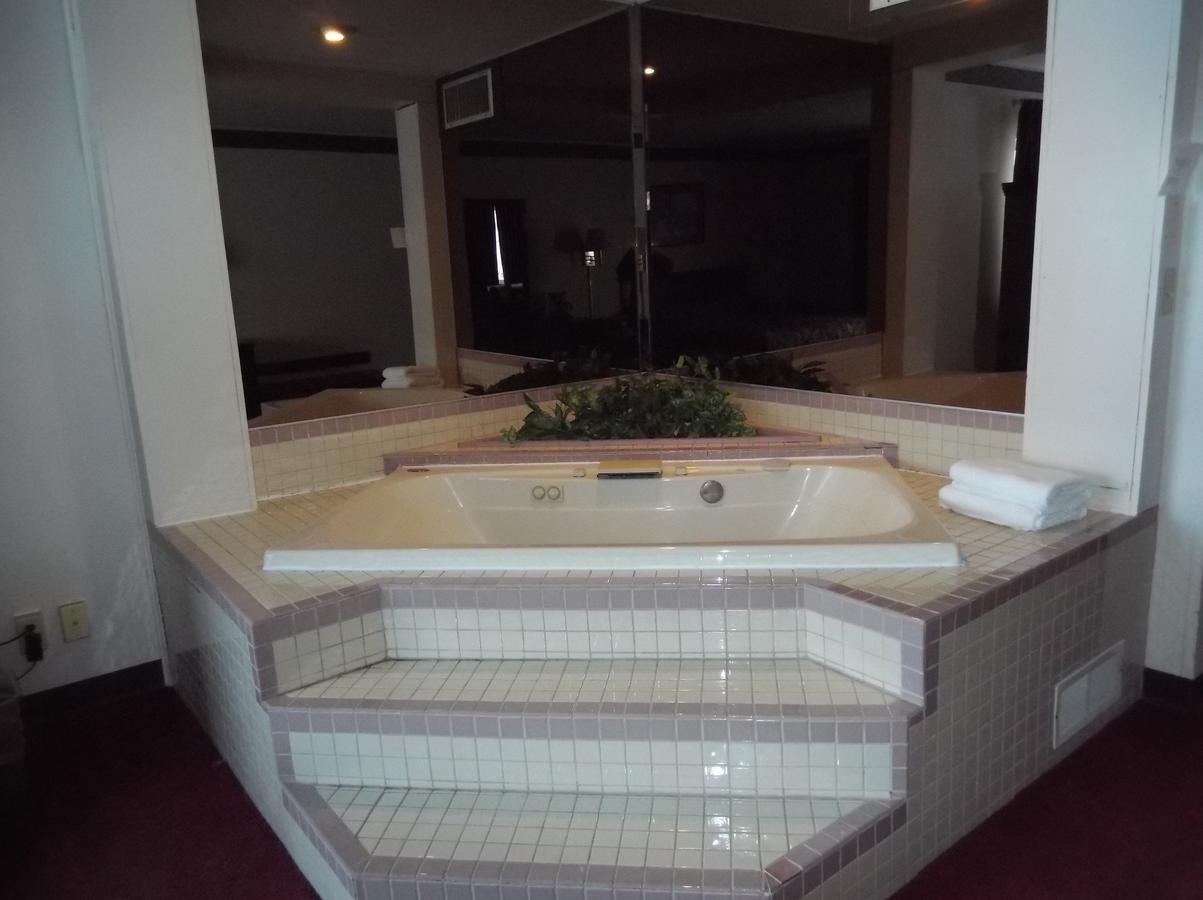 Cadillac Sands Resort ภายนอก รูปภาพ